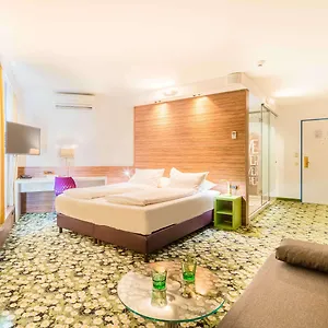 Ibis Styles 3* וינה