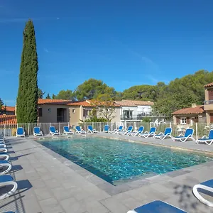 Vakantiepark Sowell Residences Chenes Verts ***