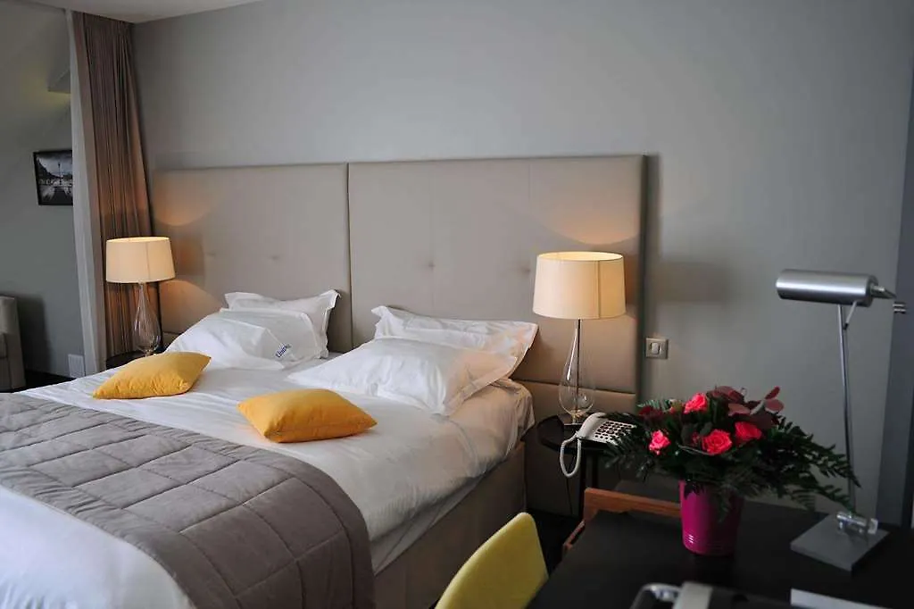 Hotel De L'Universite Paris France